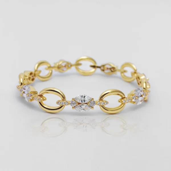 Stellar Loops | Gold Diamond Link Bracelet