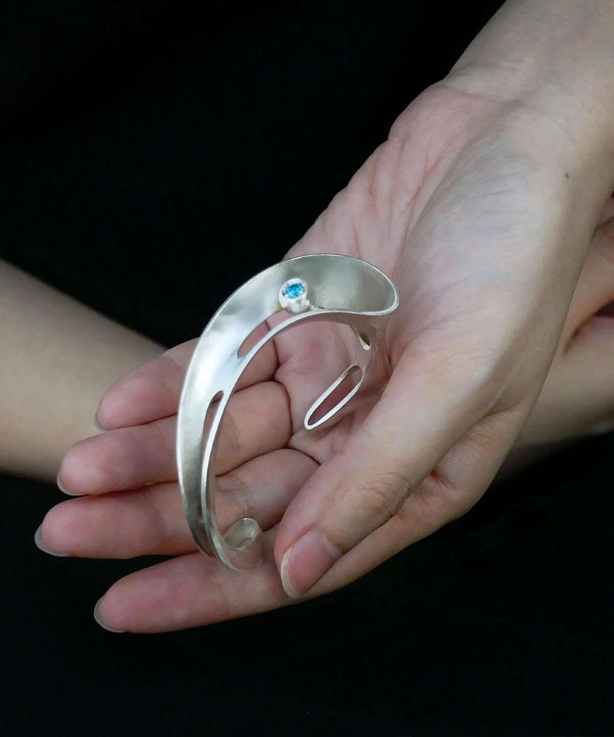 Nebula Sculptural S925 Sterling Silver Open Bangle 05