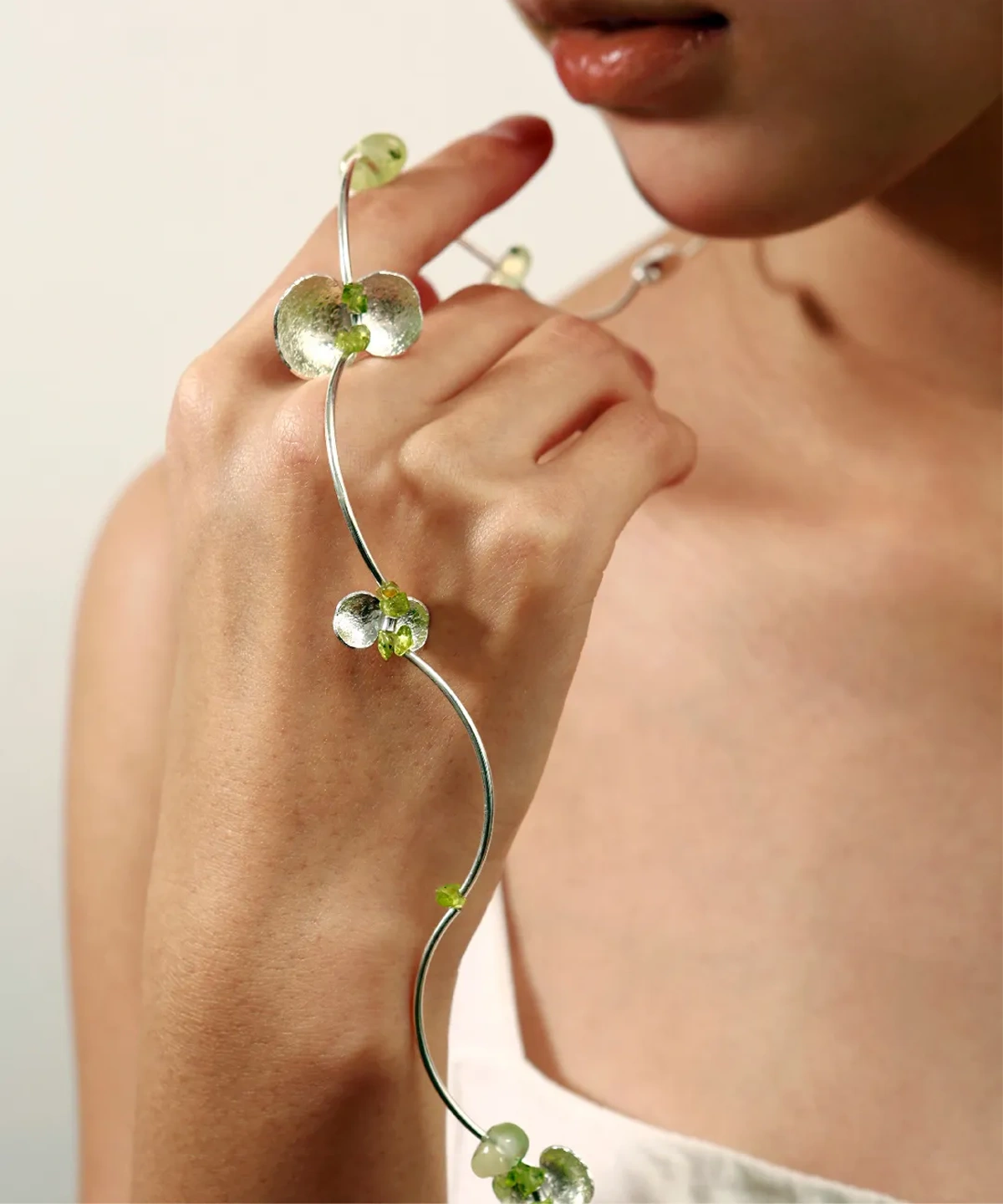 Prelude Summer Natural Peridot Necklace in Sterling Silver 08