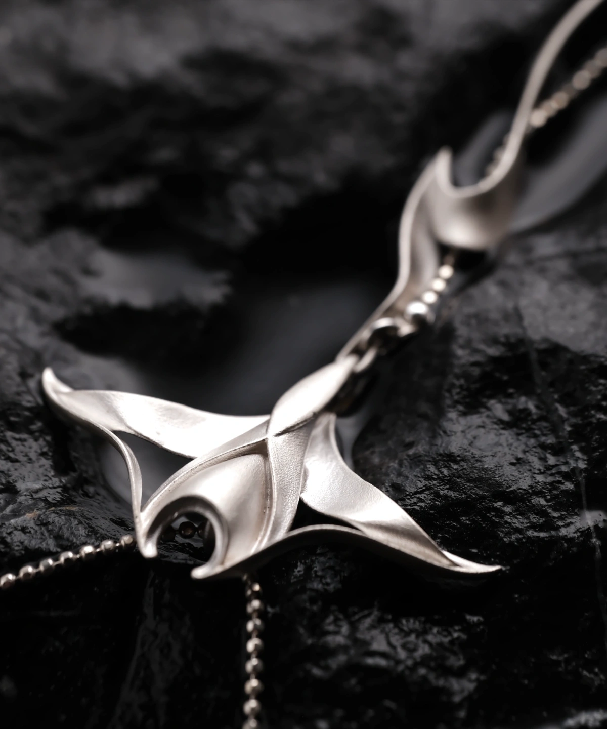 S925 Sterling Silver Stacked Manta Ray Necklace 04