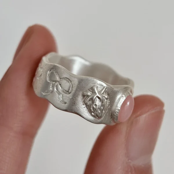 Strawberry Thief-Handmade 999 Silver Pink Opal Ring 18