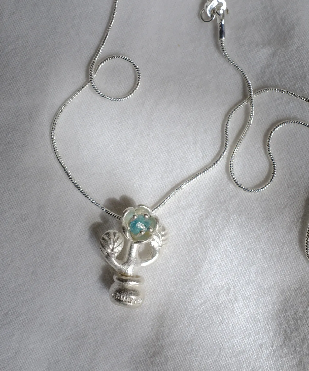 S925 Sterling Silver Natural Tourmaline Potted Flower Necklace 17 S925 Sterling Silver Natural Tourmaline Potted Flower Necklace 17