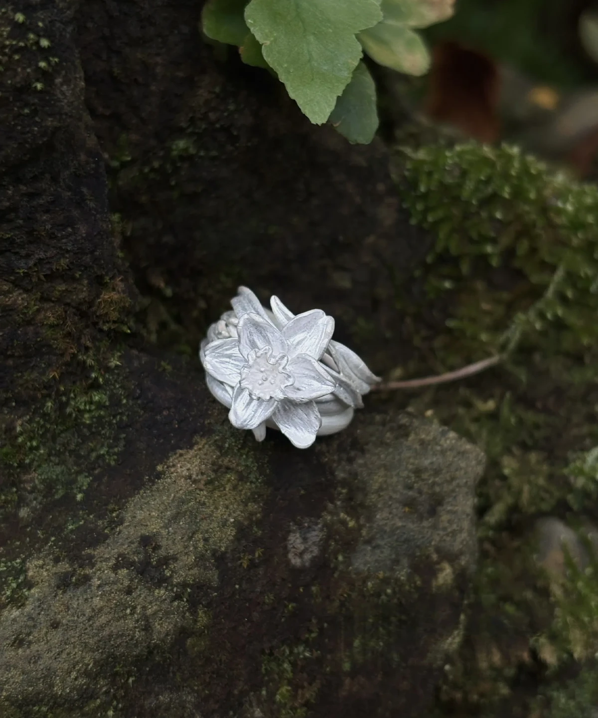 Daffodil Ring in S925 Sterling Silver March Birth Flower Ring 07 Daffodil Ring in S925 Sterling Silver March Birth Flower Ring 07