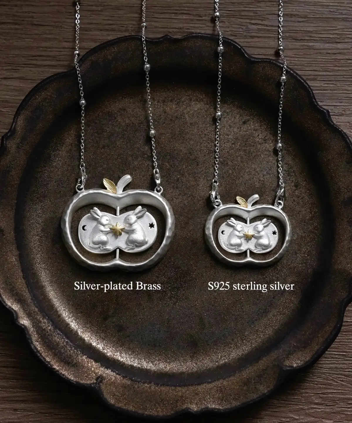 Rabbits Apple Necklace | Rotating Pendant | Lazesoul | Silver