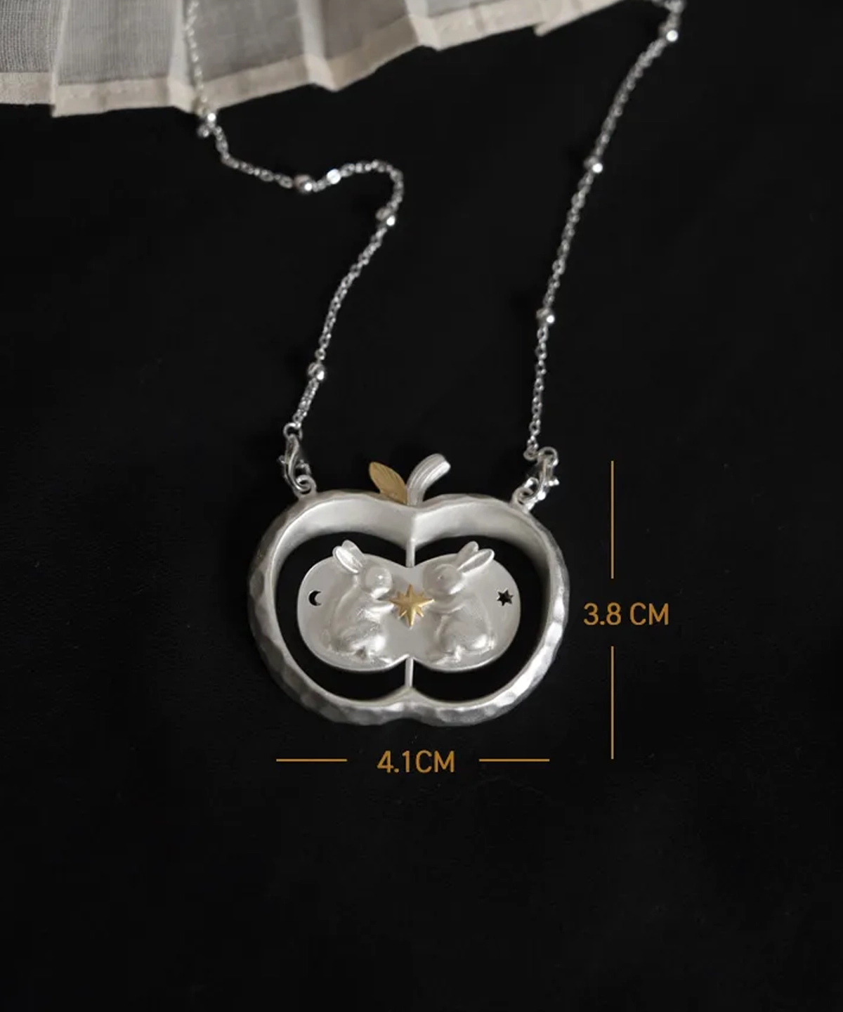 Rabbits Apple Necklace | Rotating Pendant | Lazesoul | Silver