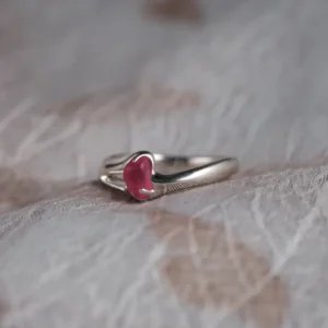 Natural pink sapphire ring handcrafted in polished S925 sterling silver on fabric