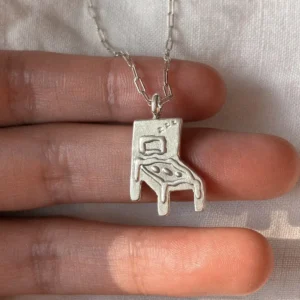 Hand-drawn chair pendant in 999 fine silver on a rectangular-link S925 chain